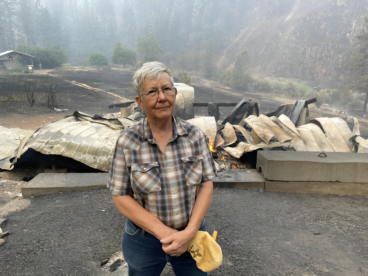 Idaho Community Unites to Support Marsha Schoeffler After Wildfire Destroys Her Home!