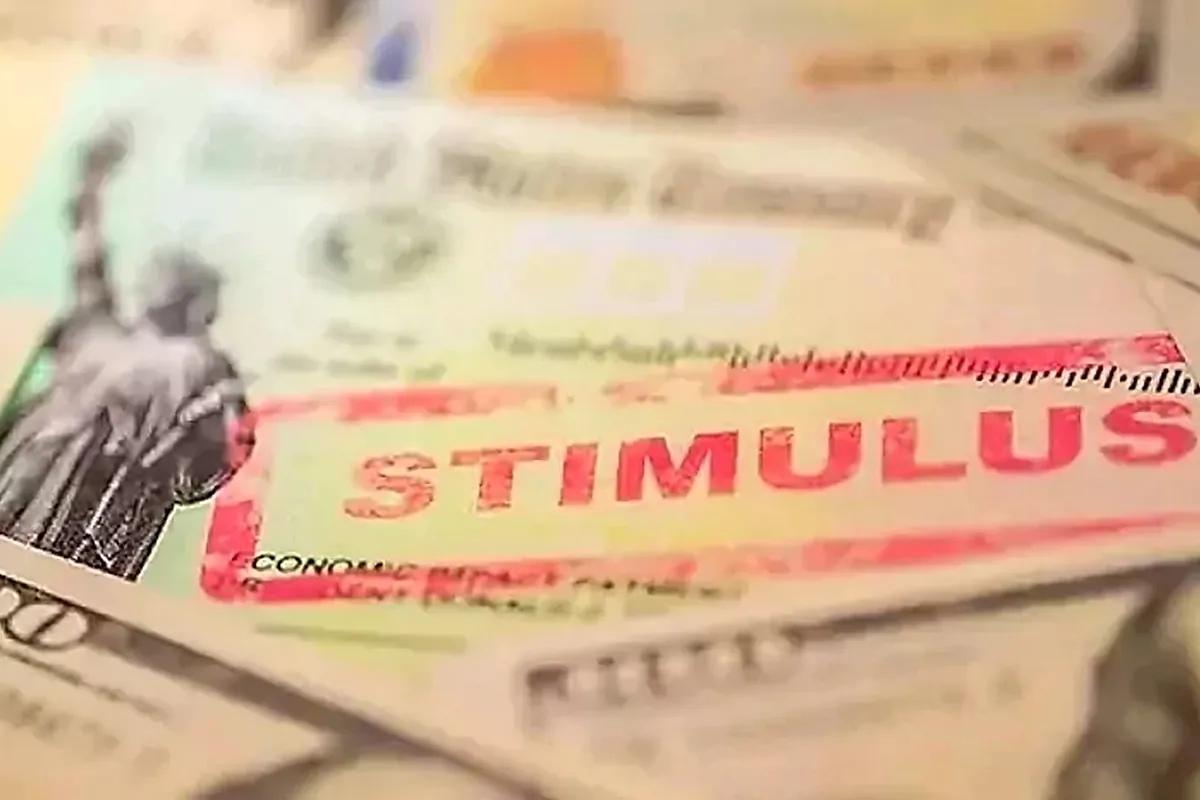 Is the IRS Sending $8,700 Stimulus Checks? Here’s What You Can Actually Get