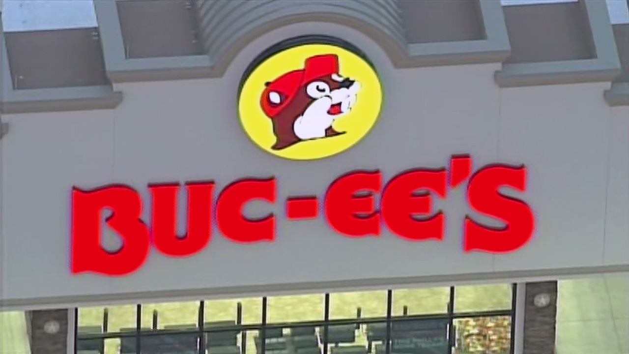 Buc-ee’s sues North Texas gas station chain claiming logo is too similar to beaver